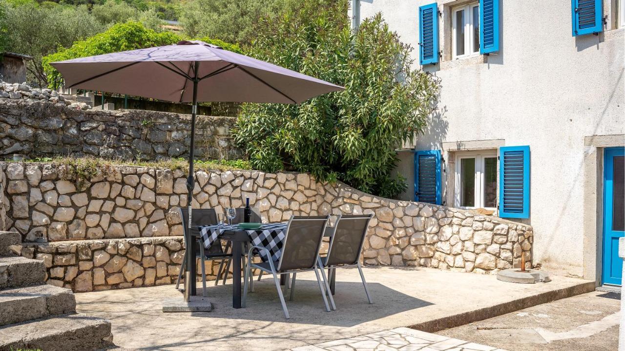 Villa Casa Emiliana Raša Exterior foto
